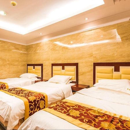 Grand Continental Apartment Guangzhou Exteriör bild